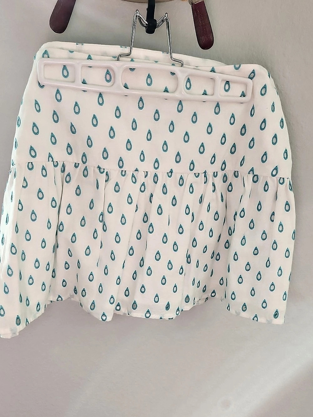 Lilly Pulitzer Printed Mini Skirt in White & Blue Size 10